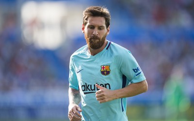 明博电竞播报-娜塔莉比约恩投资房地产