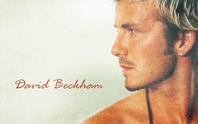 明博电竞热评-维尼修斯进球后指耳朵回击嘘声